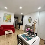 Cathedrale : Cosy Au Coeur Du Centre Apartman Poitiers