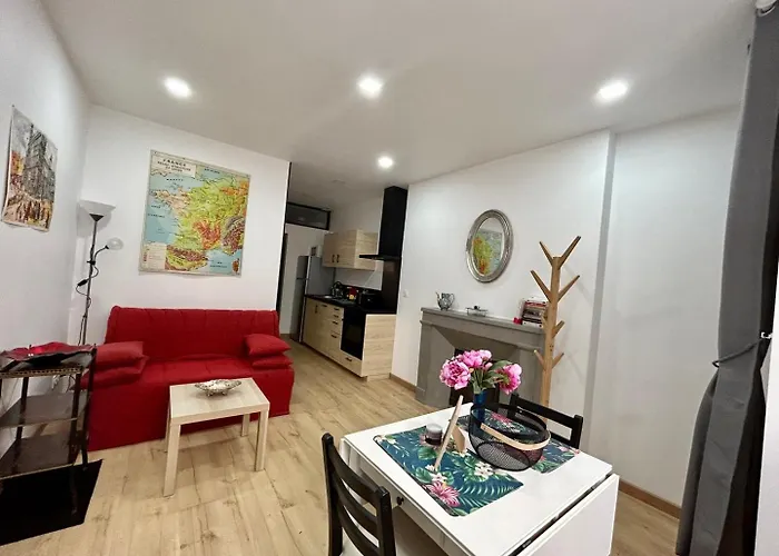 Cathedrale : Cosy Au Coeur Du Centre Apartment Poitiers